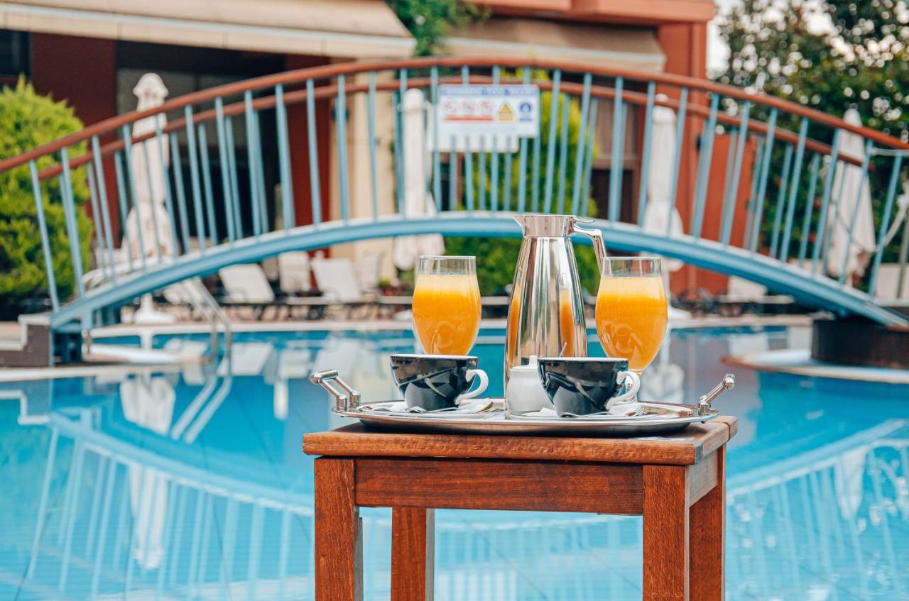 Ambassador Thessaloniki Hotel 3*