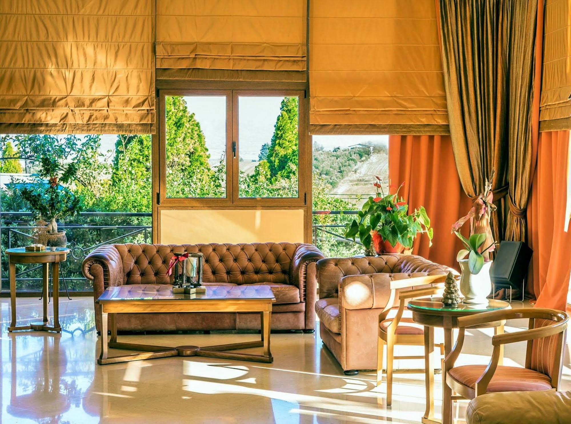Отель Ambassador Thessaloniki
